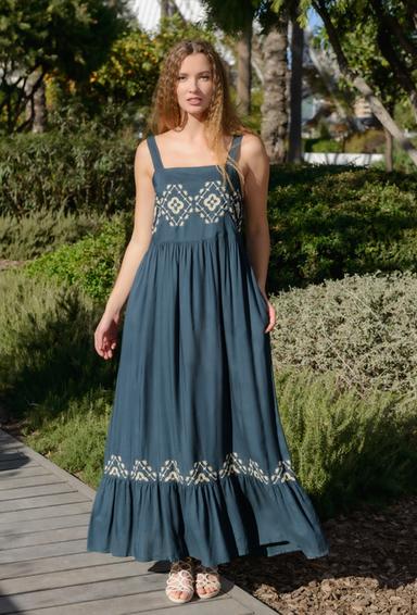 -30 4095 EF V Dress S,M,L(3) viscose. | fresh-cotton.com
